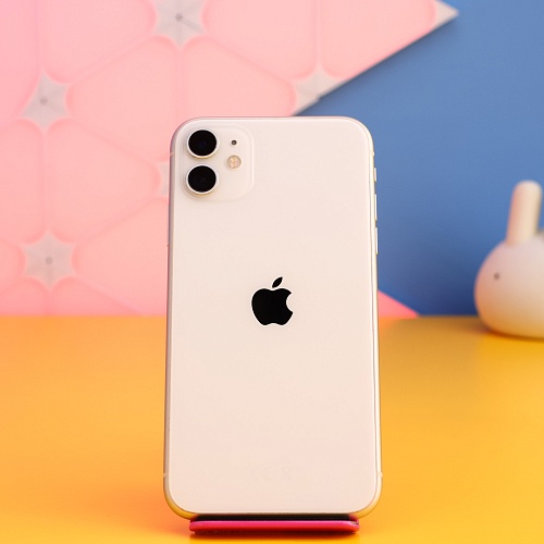 Смартфон Apple iPhone 11 128GB White (MWLF2) Б/У
