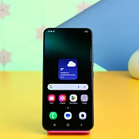 Смартфон Samsung Galaxy S22 5G 2022 8/256GB Black (SM-S901BZKG) Б/У