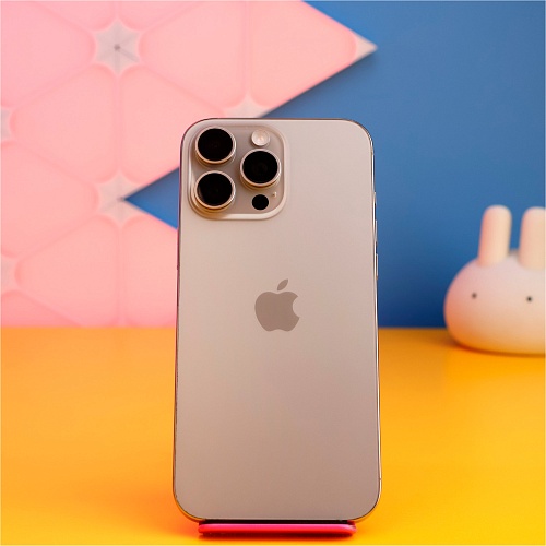 Смартфон Apple iPhone 16 Pro Max 256GB Natural Titanium (MYWY3) Б/У