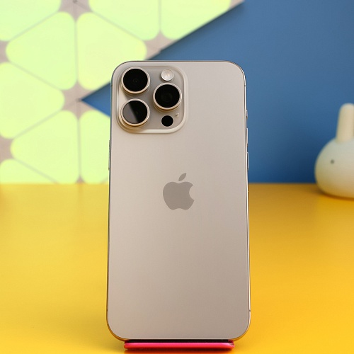 Смартфон Apple iPhone 15 Pro Max 256GB Natural Titanium (MU793) Б/У