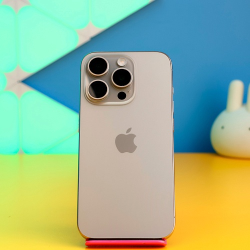 Смартфон Apple iPhone 15 Pro 128GB Natural Titanium (MTUX3) Б/У