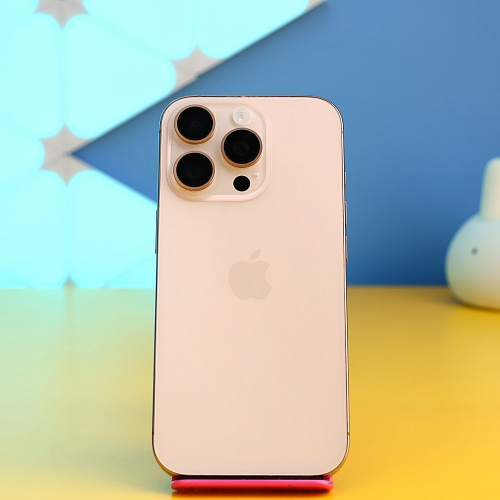 Смартфон Apple iPhone 16 Pro 256GB Desert Titanium (MYNK3) Б/У - придбати в Дніпрі, Україні: ціна, характеристики | інтернет-магазин TOUCH