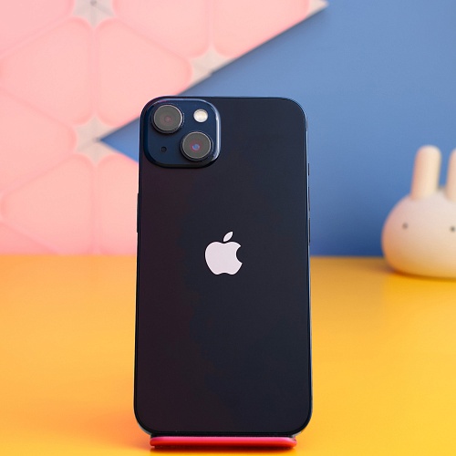 Смартфон Apple iPhone 13 128GB Midnight (MLPF3) Б/У