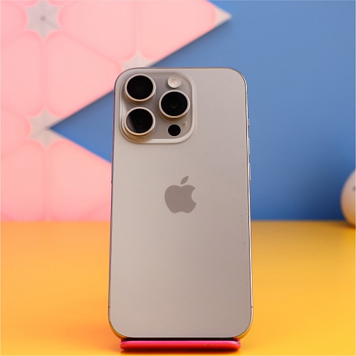 Смартфон Apple iPhone 15 Pro 256GB Natural Titanium (MTV53) Б/У