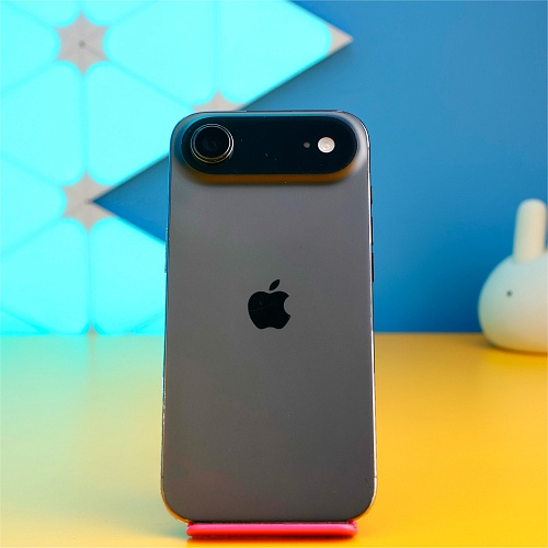 Смартфон Apple iPhone Air 256GB Space Black (MG2L4) Б/У