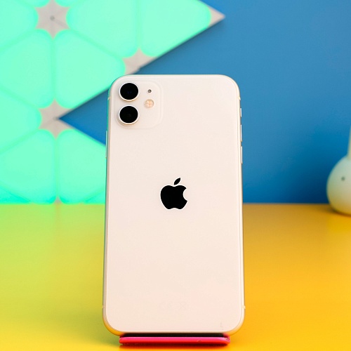Смартфон Apple iPhone 11 128GB White (MWLF2) Б/У