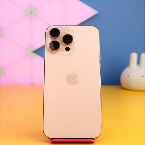 Смартфон Apple iPhone 16 Pro Max 512GB Desert Titanium (MYX23) Б/У