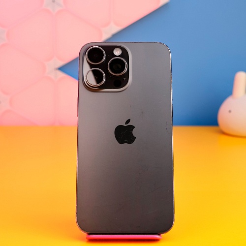 Смартфон Apple iPhone 15 Pro Max 256GB Black Titanium (MU773) Б/У