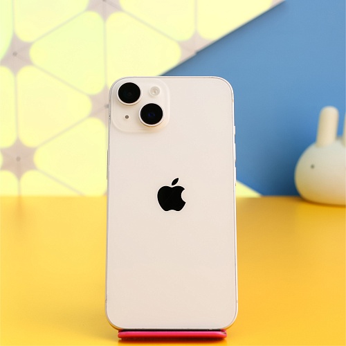 Смартфон Apple iPhone 14 256GB Starlight (MPW43) Б/У