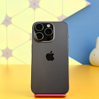 Смартфон Apple iPhone 15 Pro 256GB Black Titanium (MTV13) Б/У