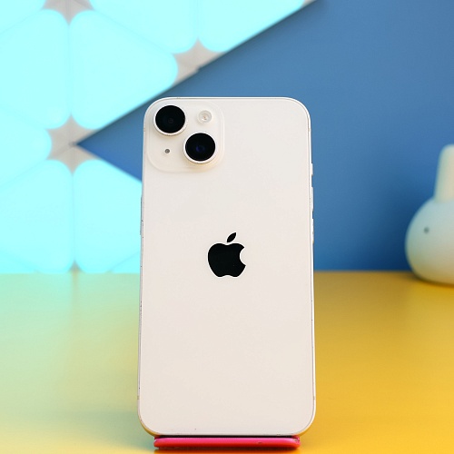 Смартфон Apple iPhone 14 128GB Starlight (MPUR3) Б/У