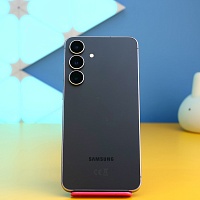 Смартфон Samsung Galaxy S25 FE 8/256GB Jetblack (SM-S731BZKG) Б/У - придбати в Дніпрі, Україні: ціна, характеристики | інтернет-магазин TOUCH