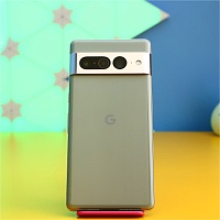 Смартфон  Google Pixel 7 Pro 12/256GB Hazel Б/У