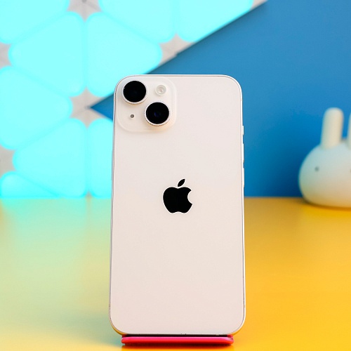 Смартфон Apple iPhone 14 128GB Starlight (MPUR3) Б/У