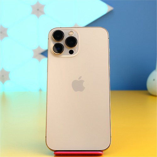Смартфон Apple iPhone 13 Pro Max 256GB Gold (MLLD3) Б/У