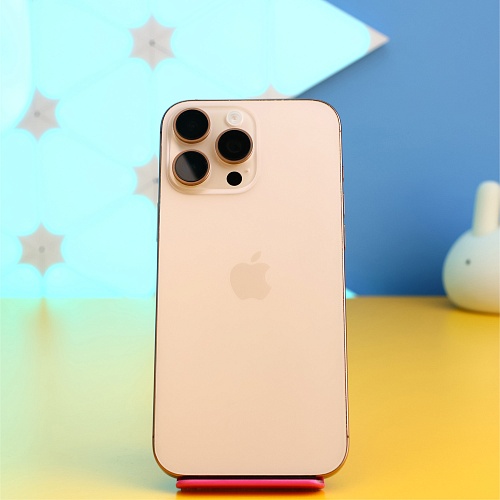 Смартфон Apple iPhone 16 Pro Max 512GB Desert Titanium (MYX23) Б/У