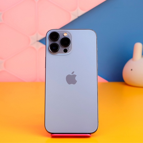 Смартфон Apple iPhone 13 Pro Max 256GB Sierra Blue (MLLE3) Б/У - придбати в Дніпрі, Україні: ціна, характеристики | інтернет-магазин TOUCH