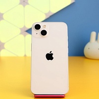 Смартфон Apple iPhone 13 128GB Starlight (MLPG3) Б/У