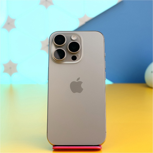 Смартфон Apple iPhone 15 Pro 256GB Natural Titanium (MTV53) Б/У