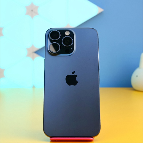 Смартфон Apple iPhone 15 Pro Max 256GB Blue Titanium (MU7A3) Б/У - придбати в Дніпрі, Україні: ціна, характеристики | інтернет-магазин TOUCH