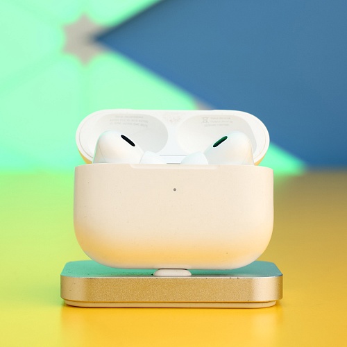 Навушники Apple AirPods Pro 2 White (MTJV3) Б/У - придбати в Дніпрі, Україні: ціна, характеристики | інтернет-магазин TOUCH