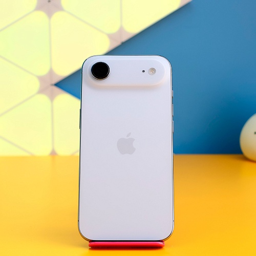 Смартфон Apple iPhone Air 256GB Sky Blue (MG2P4) Б/У - придбати в Дніпрі, Україні: ціна, характеристики | інтернет-магазин TOUCH