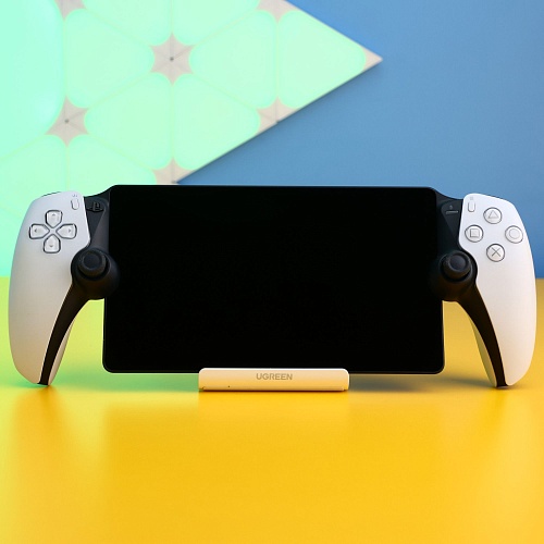 Портативное игровое устройство Sony PlayStation Portal для PS5 White Б/У