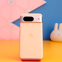 Смартфон Google Pixel 8 8/128GB Rose Б/У