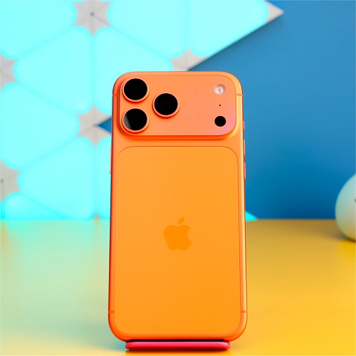 Смартфон Apple iPhone 17 Pro Max 256GB Cosmic Orange (MFYN4) Б/У