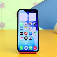 Смартфон Apple iPhone 13 128GB Midnight (MLPF3) Б/У
