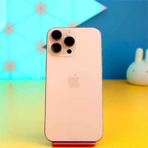 Смартфон Apple iPhone 16 Pro Max 256GB Desert Titanium (MYWX3) Б/У