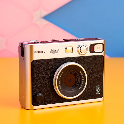 Фотокамера моментальной печати Fujifilm Instax Mini Evo Black (16745157) Б/У