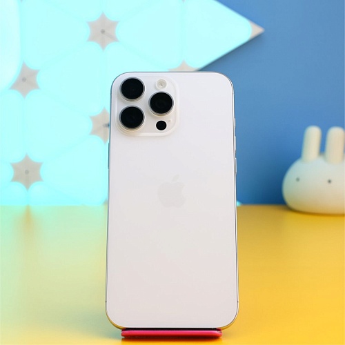 Смартфон Apple iPhone 16 Pro Max 512GB White Titanium (MYX13) Б/У