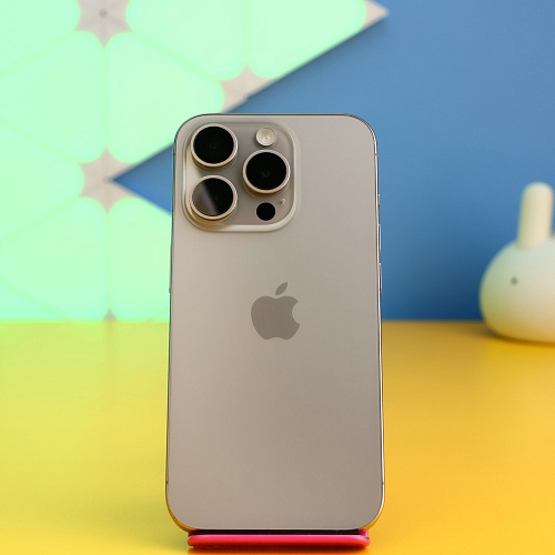 Смартфон Apple iPhone 15 Pro 128GB Natural Titanium (MTUX3) Б/У