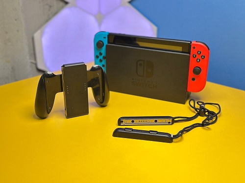 ≡ Портативная игровая консоль Nintendo Switch V2 with Neon Blue