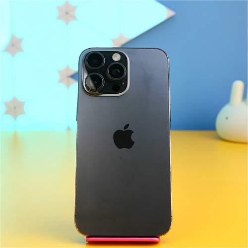 Смартфон Apple iPhone 15 Pro Max 256GB Black Titanium (MU773) Б/У