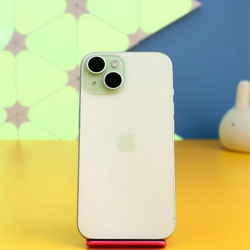 Смартфон Apple iPhone 15 256GB Green (MTPA3) Б/У