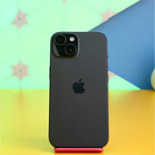 Смартфон Apple iPhone 15 128GB Black (MTP03) Б/У