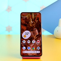 Смартфон Google Pixel 8 8/128GB Rose Б/У