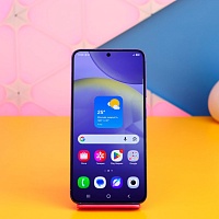 Смартфон Samsung Galaxy S24 8/256GB Cobalt Violet (SM-S921BZVG) Б/У - придбати в Дніпрі, Україні: ціна, характеристики | інтернет-магазин TOUCH