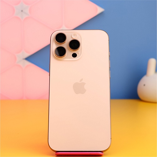 Смартфон Apple iPhone 16 Pro Max 512GB Desert Titanium (MYX23) Б/У