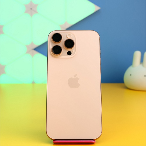 Смартфон Apple iPhone 16 Pro Max 512GB Desert Titanium (MYX23) Б/У