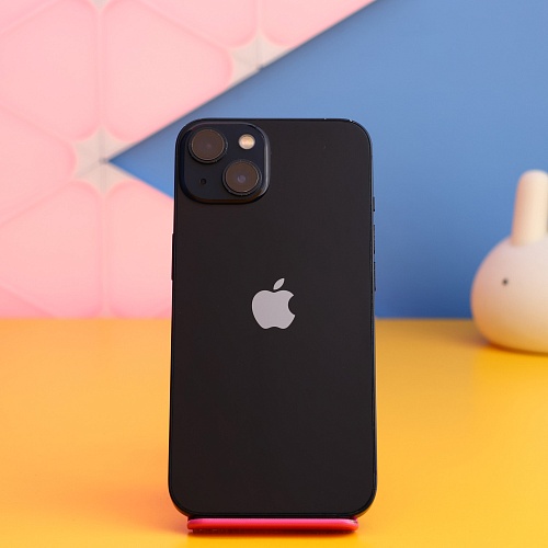 Смартфон Apple iPhone 13 128GB Midnight (MLPF3) Б/У