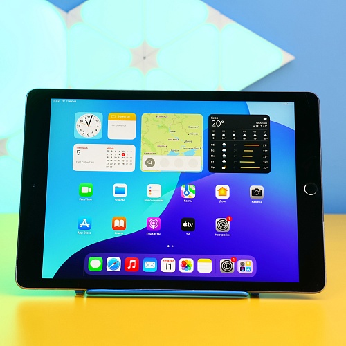 Планшет Apple iPad 10.2 (2019) Wi-Fi + Cellular 32GB Space Gray (MW742) Б/У