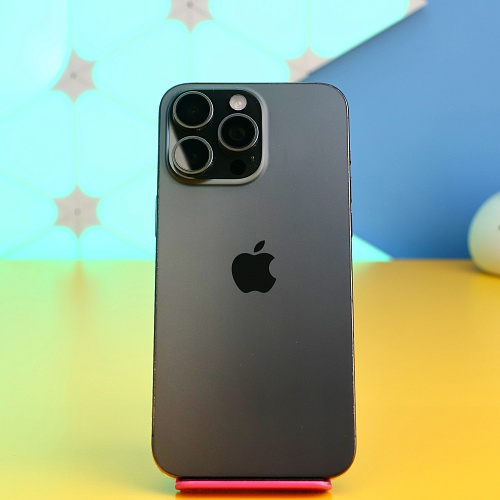 Смартфон Apple iPhone 15 Pro Max 256GB Black Titanium (MU773) Б/У