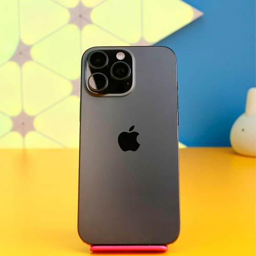 Смартфон Apple iPhone 16 Pro Max 256GB Black Titanium (MYWV3) Б/У