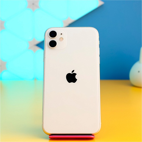 Смартфон Apple iPhone 11 128GB White (MWLF2) Б/У