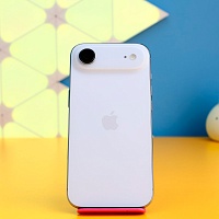 Смартфон Apple iPhone Air 256GB Sky Blue (MG2P4) Б/У