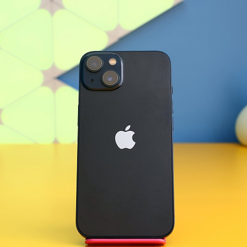 Смартфон Apple iPhone 13 128GB Midnight (MLPF3) Б/У