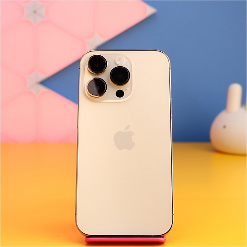 Смартфон Apple iPhone 14 Pro 256GB Gold (MQ183) Б/У
